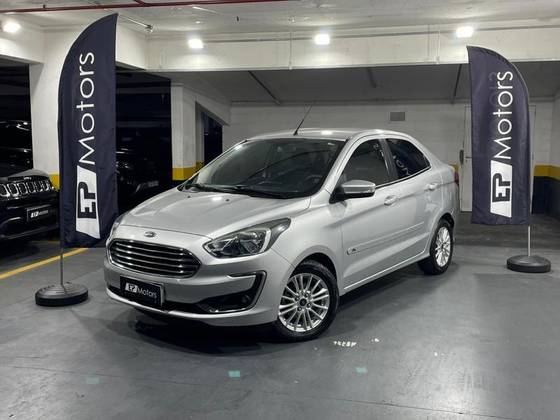 FORD KA 1.5 TI-VCT FLEX TITANIUM SEDAN AUTOMÁTICO